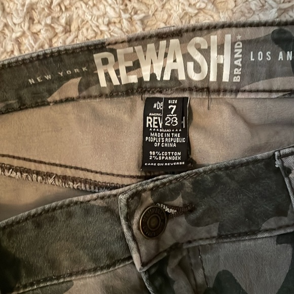 Rewash Brand Camo Jeans 7 - Picture 3 of 5